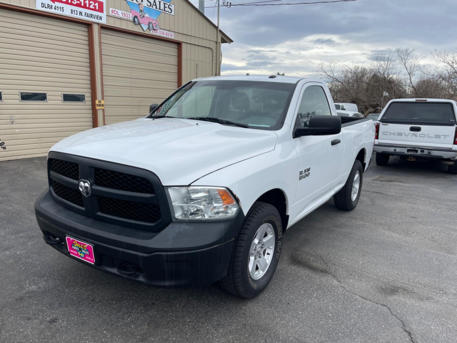2017 RAM 1500 Tradesman Regular Cab SWB 4WD (3C6JR7AG5HG) with an 3.6L V6 DOHC 24V FFV engine, 8A transmission, located at 813 E Fairview Ave, Meridian , ID, 83642, (208) 336-8230, 43.618851, -116.384010 - Photo #1